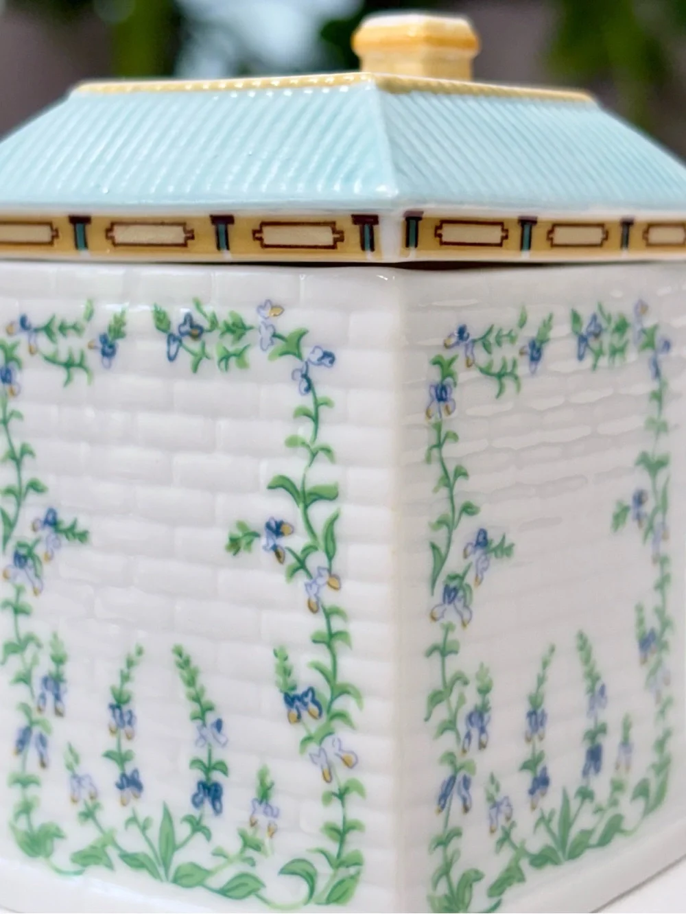 Vintage 1989 Lenox Spice Village “Basil” Jar House